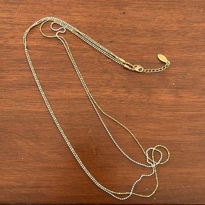 Gold and silver colored chain from Hultquist